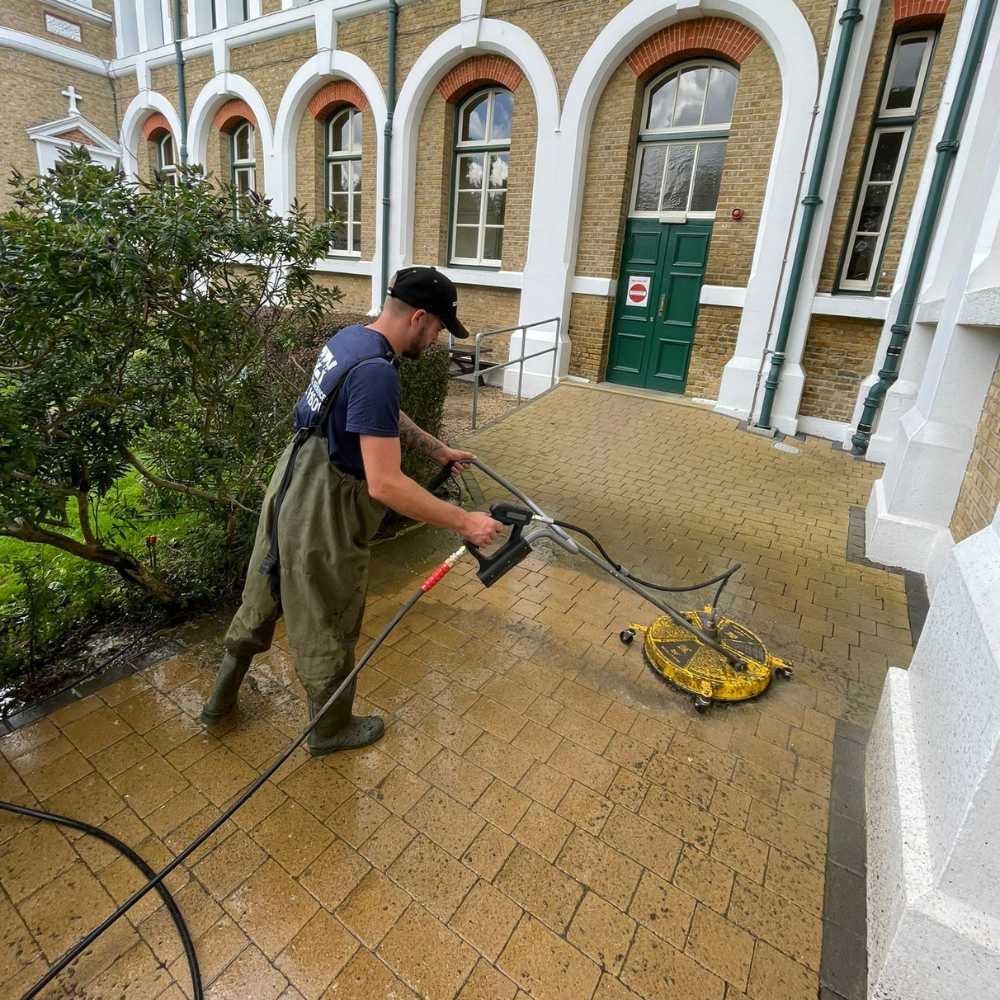 Pressure washing services